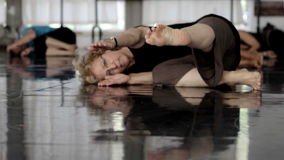 כולם להזיז את הטוסיק